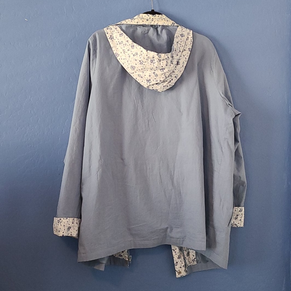 Women's jacket - Picture 4 of 4
